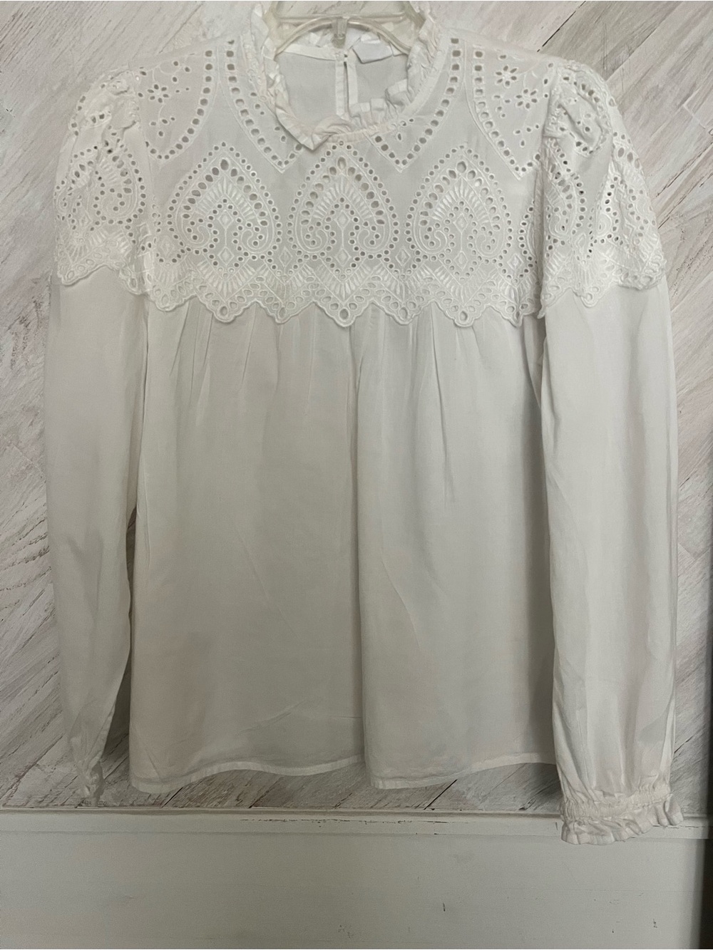 GAP White Eyelet Lace Ruffle Collar Blouse S